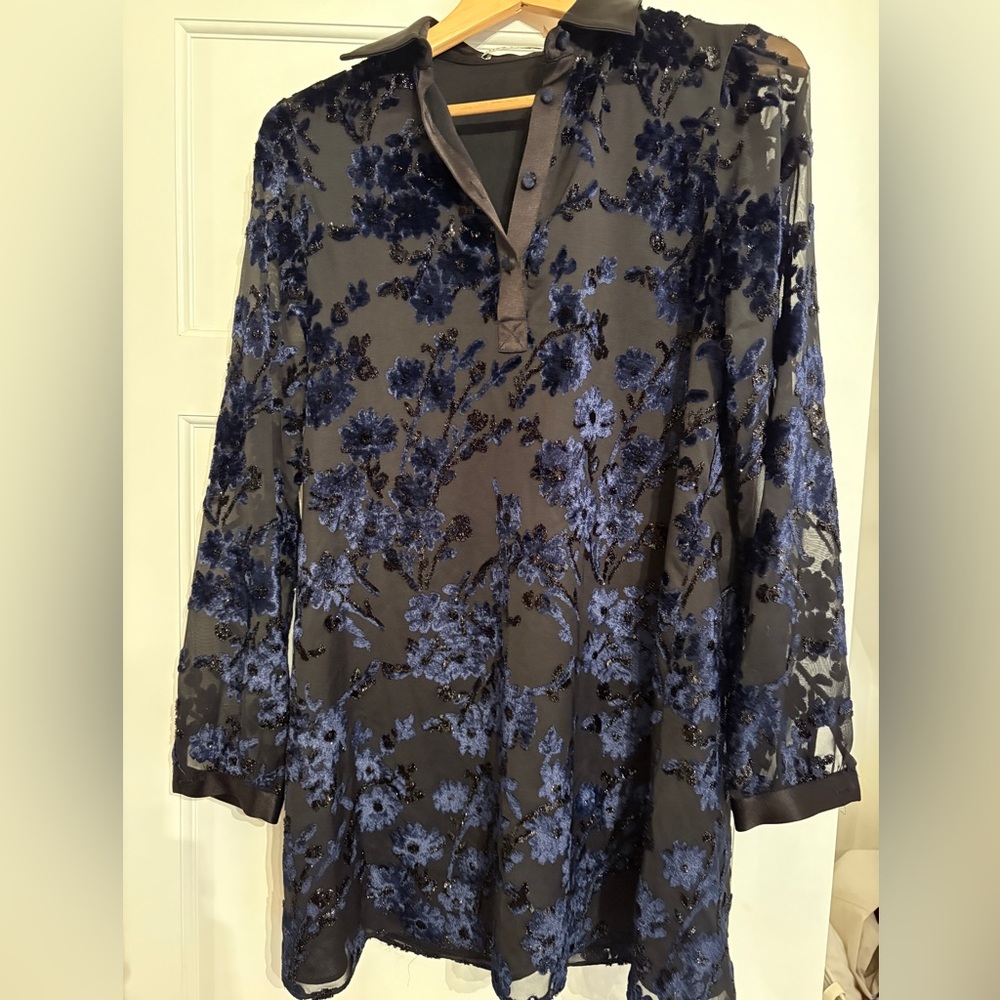 Alice + Olivia Mini Black and Navy Dress